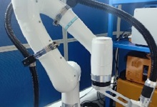 協(xié)作機器人工作站